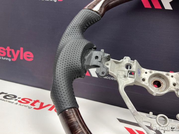 Руль Toyota Camry 55 14-18г Sport K2110