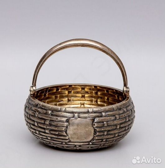 Изделия из серебра антиквариат