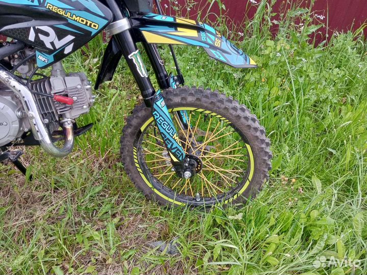 Regulmoto seven 125e 2022