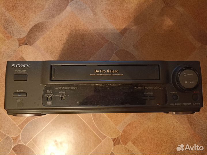 Видеомагнитофон