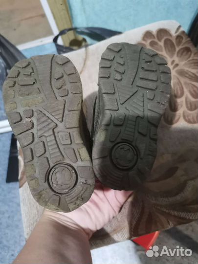 Ботиночки утеплённые 19 размер