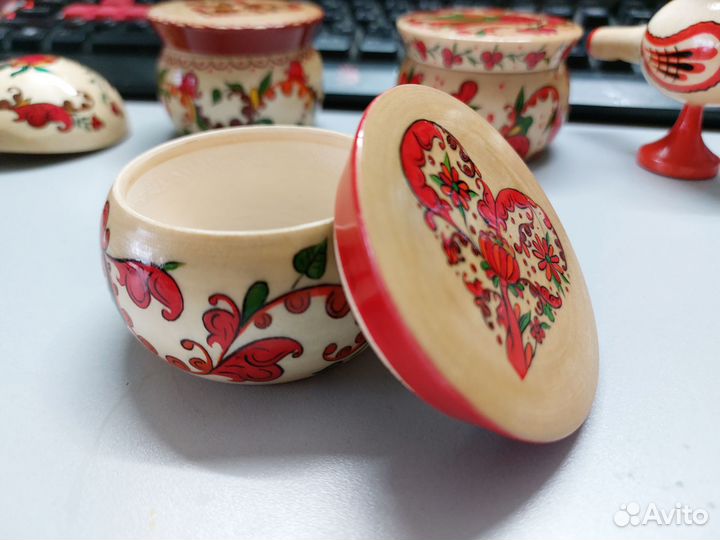 Шкатулка Борецкая роспись