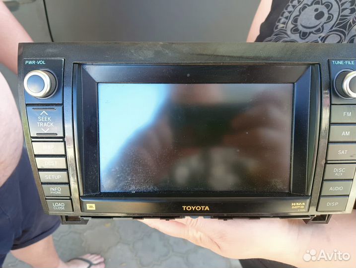 Штатный магнитофон toyota tundra