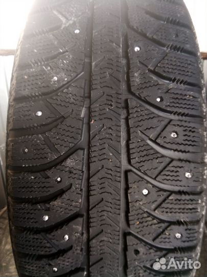 Bridgestone Ice Cruiser 7000 225/65 R17