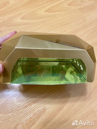 Лампа для маникюра