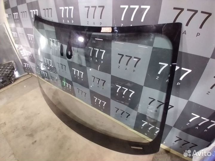 Лобовое стекло Audi Q3 F3 2019- б/у оригинал