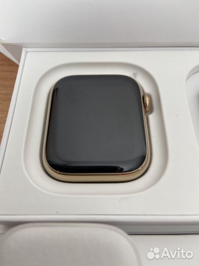 Apple Watch Series 9 45mm, Gold Stainless Steel