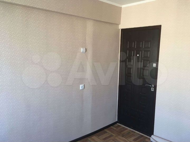 Комната 11 м² в 4-к., 5/5 эт.