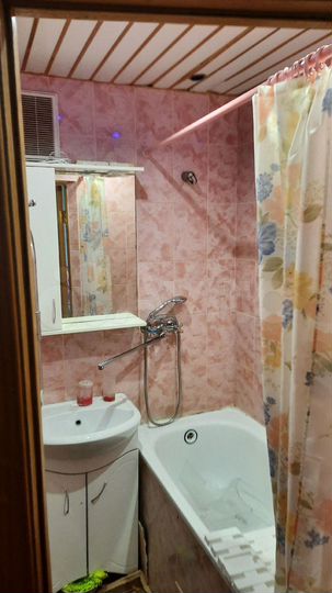 2-к. квартира, 58 м², 5/5 эт.