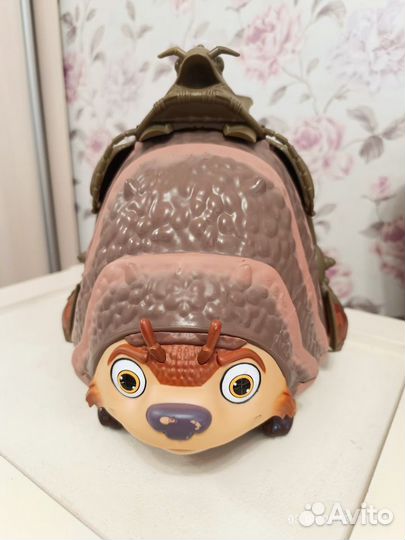 Игрушка броненосец Тук -Тук Tuc Tuc