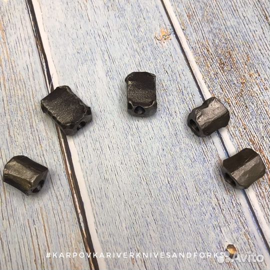 Бусина - руна, кованая