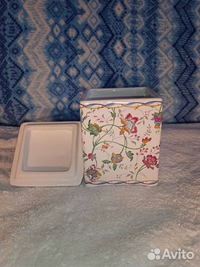 Сахарница с крышкой расписная