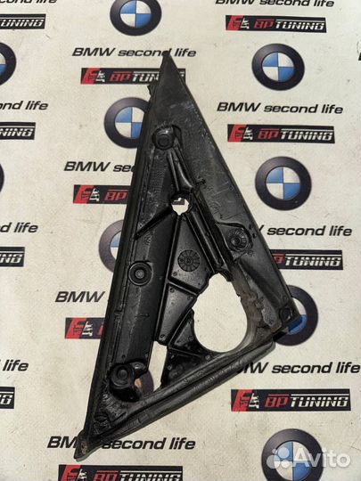 Уплотнитель треуг накл зеркала Л Наруж 51337205593