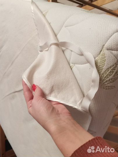 Кроватка детская с матрасом