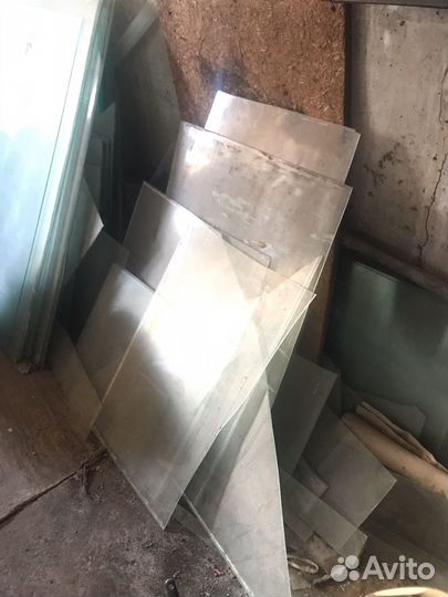 Отдам бесплатно стекло