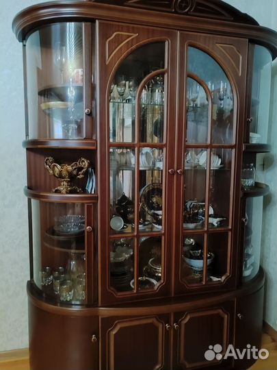 Буфет горка