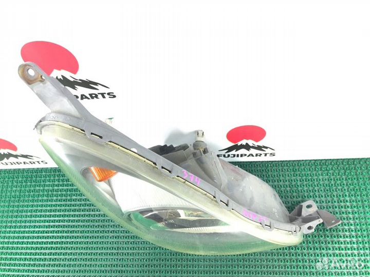 Фара передняя правая Toyota Funcargo NCP20 2nzfe