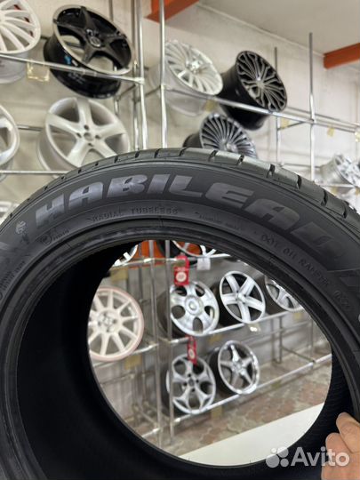 Habilead HF330 245/45 R17 99W