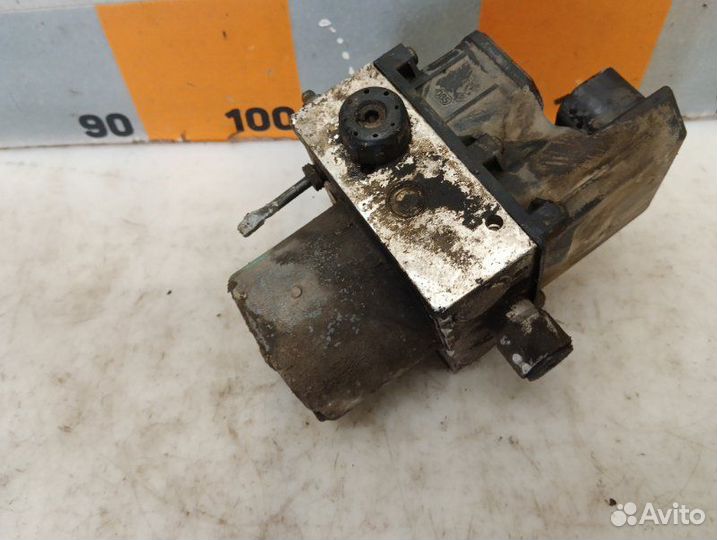 Блок ABS (насос) Ford Mondeo 3 1.8 2001