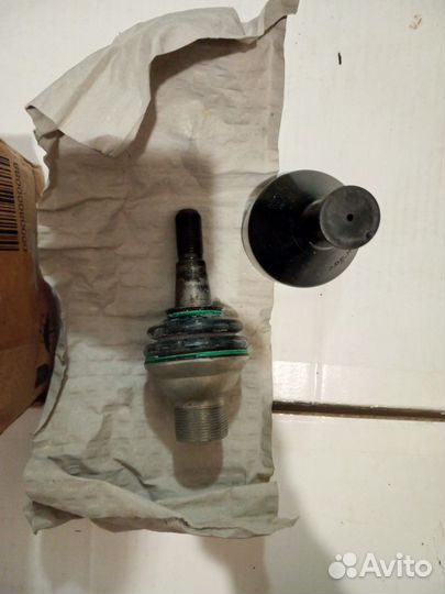 BMW 5/6/7 Опора шаровая нижняя перед