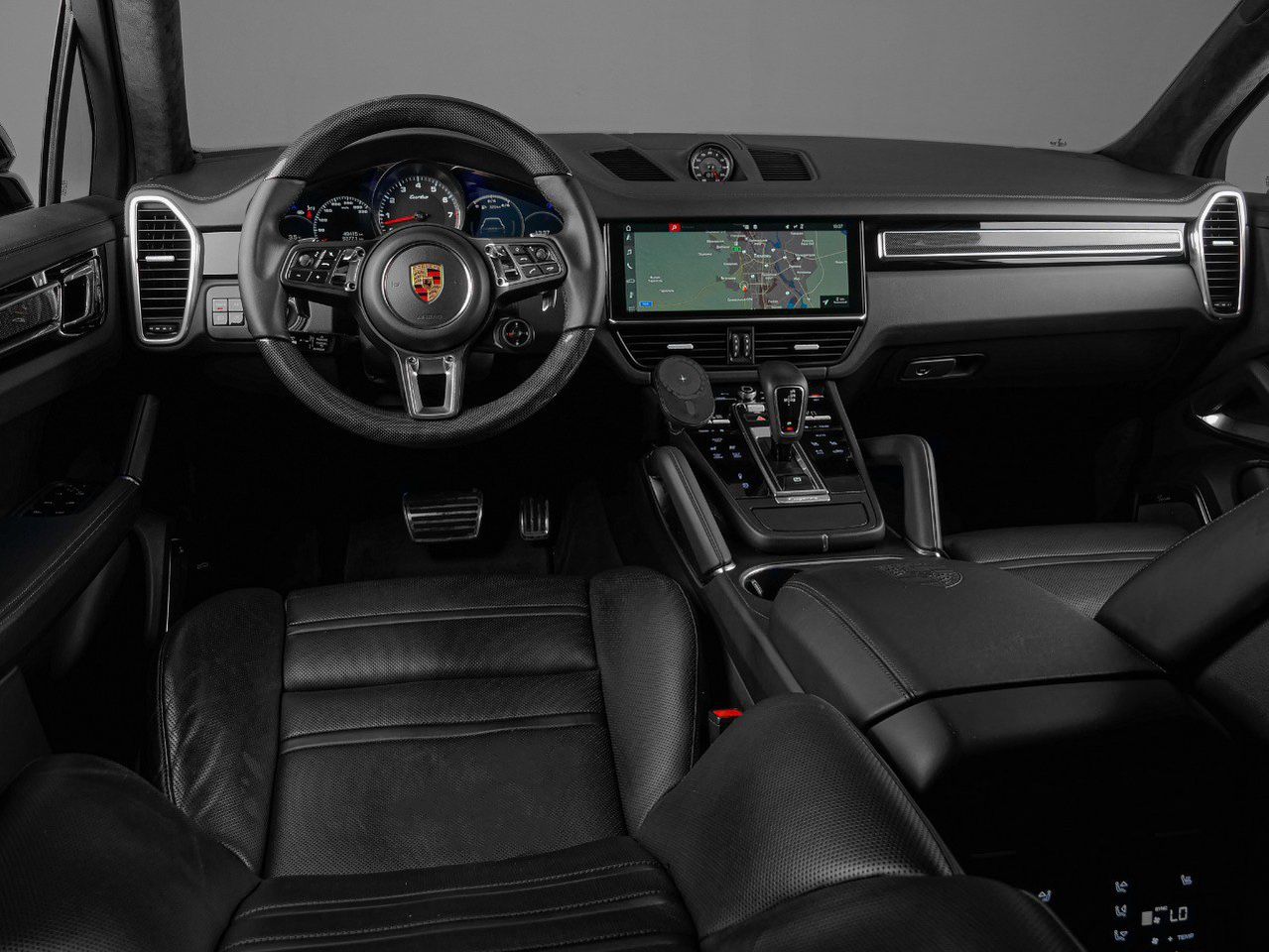 Porsche Cayenne Turbo: фото владельца