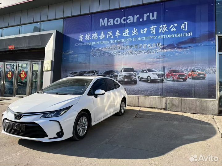 Toyota Corolla 1.2 CVT, 2021, 45 000 км