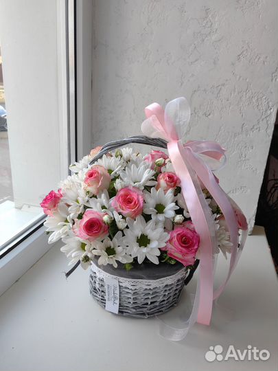 Роза с ромашками