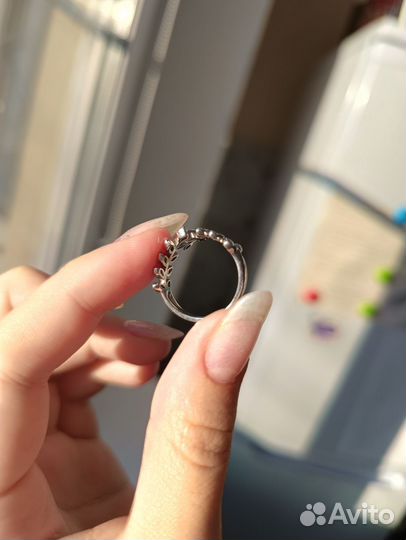 Серебряное кольцо
