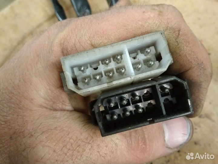 Mitsubishi Pajero I подрулевой переключатель