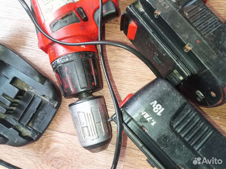 Ударный шуруповёрт Black Decker
