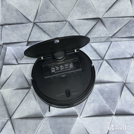 Робот пылесос Mi Robot Vacuum-Mop 2 PRO черный