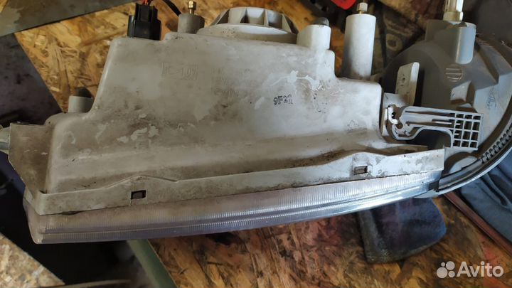 Фары на KIA pregio GS