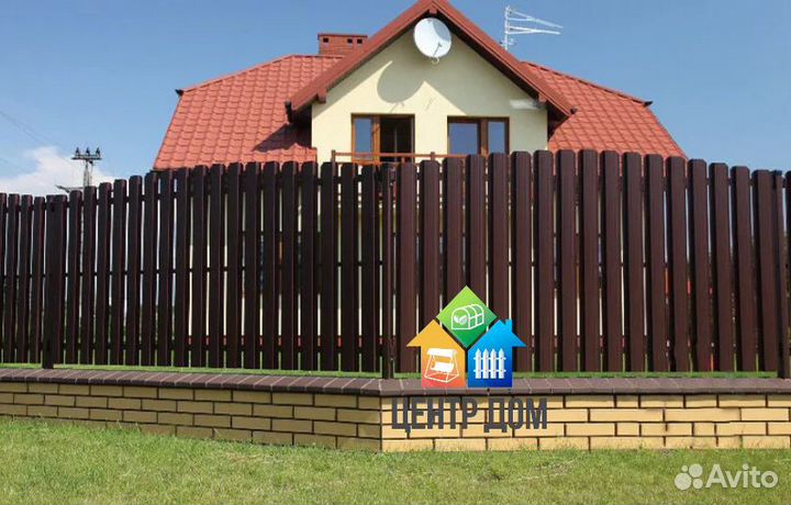 Забор из евроштакетника