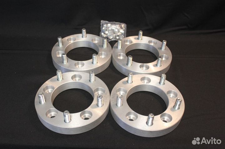 Проставки переход УАЗ с 5*139,7 на 5*150 (25 мм)