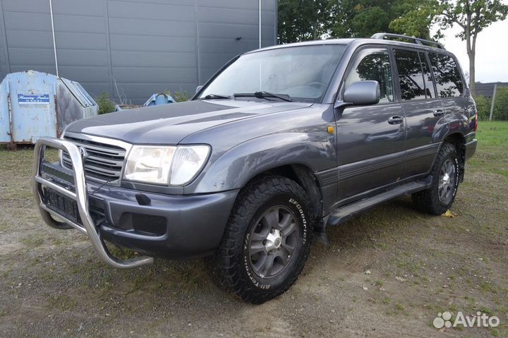 Разбирается toyota land cruiser 100