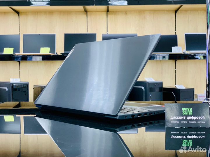 Мощный ноутбук 15.6