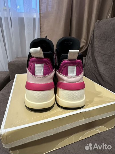 Michael kors кроссовки olympia 10M