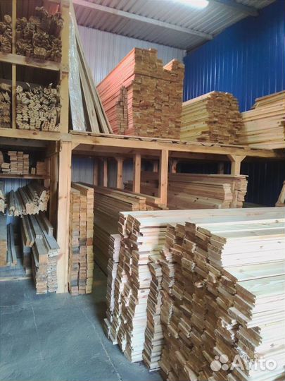 Сосновая доска для интерьера