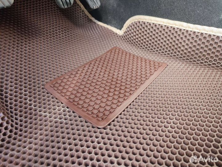 Коврики eva на Reno Arkana