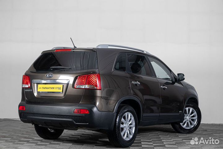 Kia Sorento 2.4 AT, 2011, 215 253 км