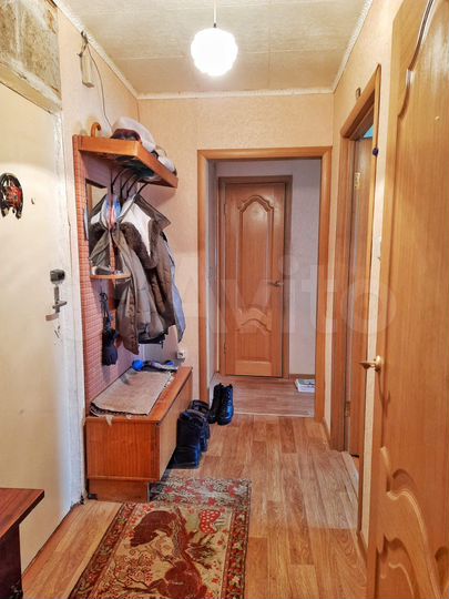 Комната 11 м² в 3-к., 4/9 эт.