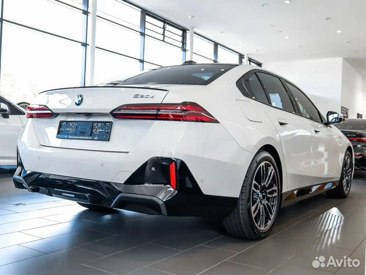 BMW 5 серия 2.0 AT, 2023, 1 км
