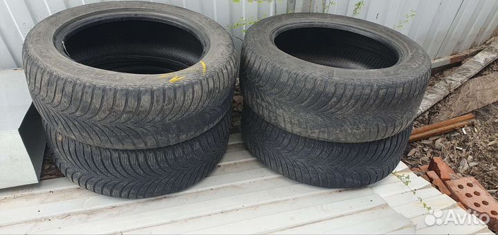 Goodyear UltraGrip 205/55 R16