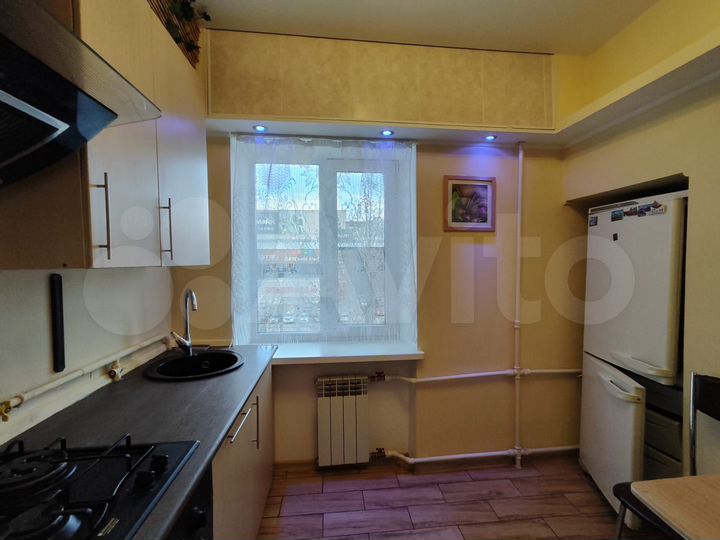 1-к. квартира, 30 м², 4/4 эт.