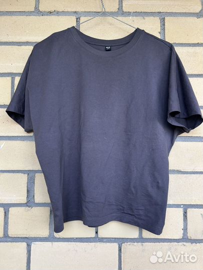 Uniqlo футболка