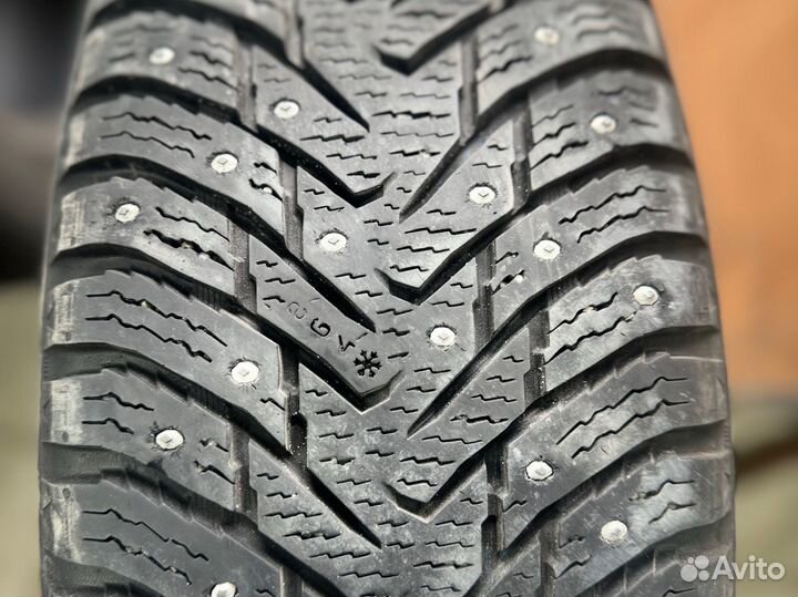 Nokian Tyres Hakkapeliitta 8 SUV 225/65 R17