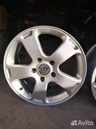 Диски литые r18