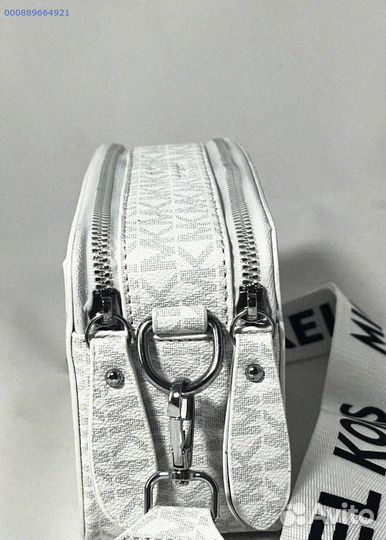 Уникальная сумка через плечо от Michael Kors