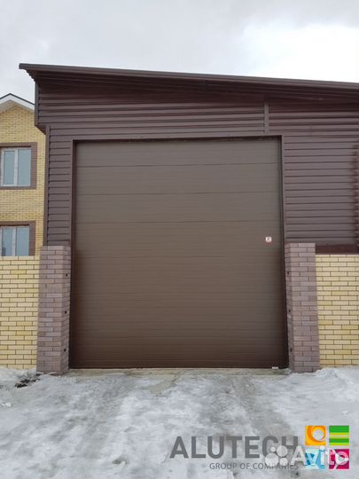 Гаражные ворота alutech