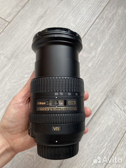 Объектив Nikon Nikkor AF-S 16-85